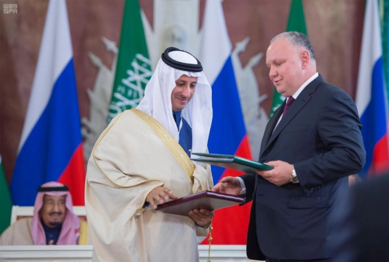 أحمد الخطيب يتبادل مذكرة التفاهم مع ألكسندر مكي (واس)