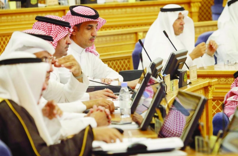من جلسة الشورى أمس (واس)
