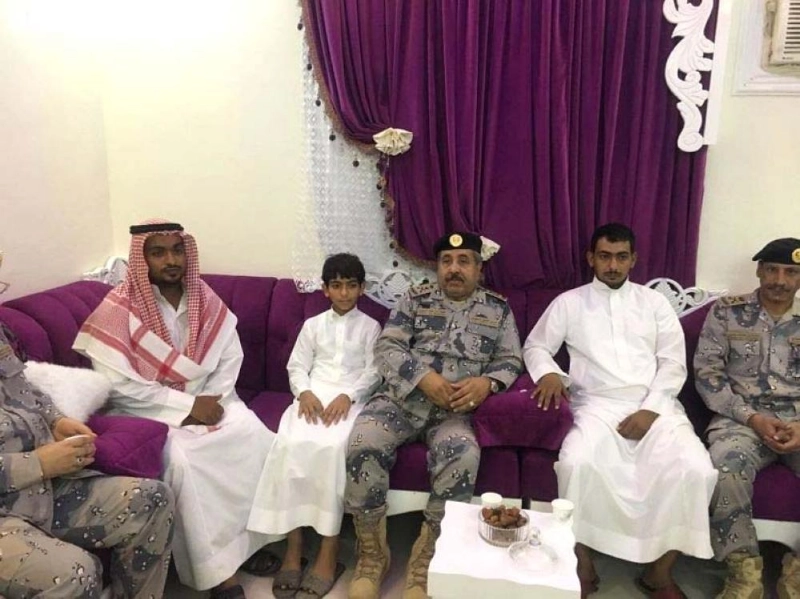 مدير عام حرس الحدود ينقل تعازي القيادة في شهيد الواجب الحكمي