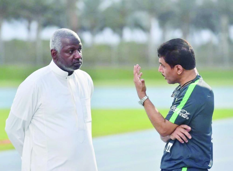 عمر باخشوين وماجد عبدالله (الاتحاد السعودي)