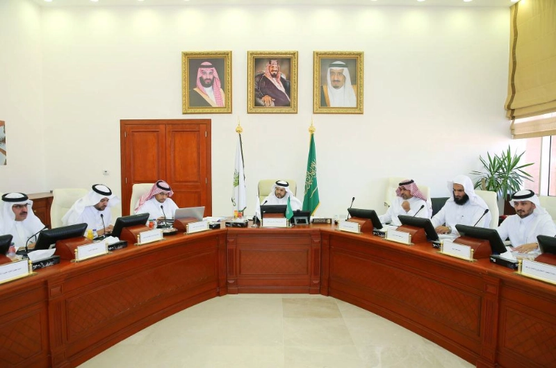 من جلسة مجلس جامعة الجوف (واس)