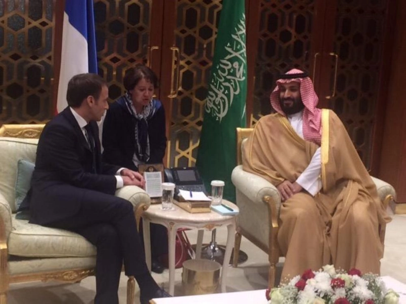 ماكرون١