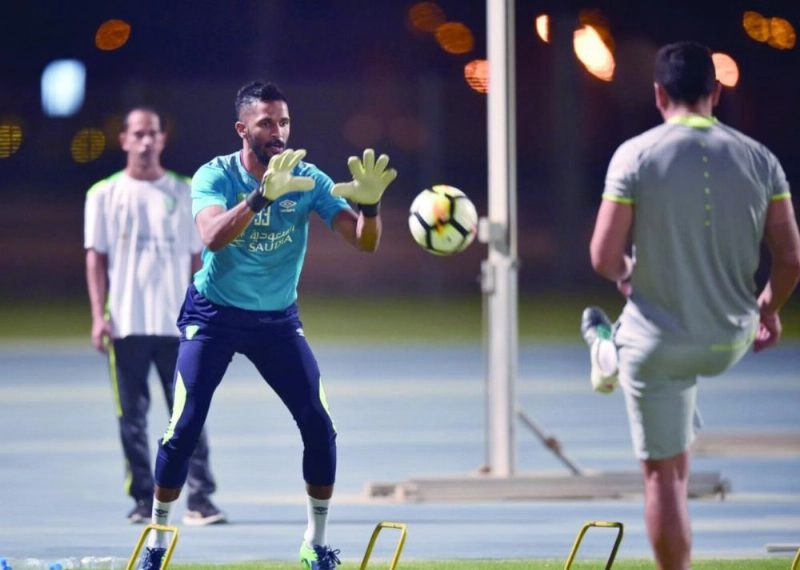 محمد العويس خلال تدريب سابق للأهلي (إعلامي الأهلي)