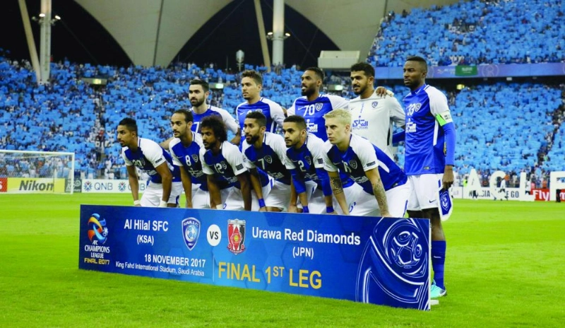 فريق الهلال قبل المباراة (نواف الجبني)