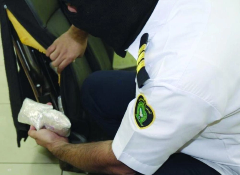 الحبوب المضبوطة في تجويف المقعد (واس)