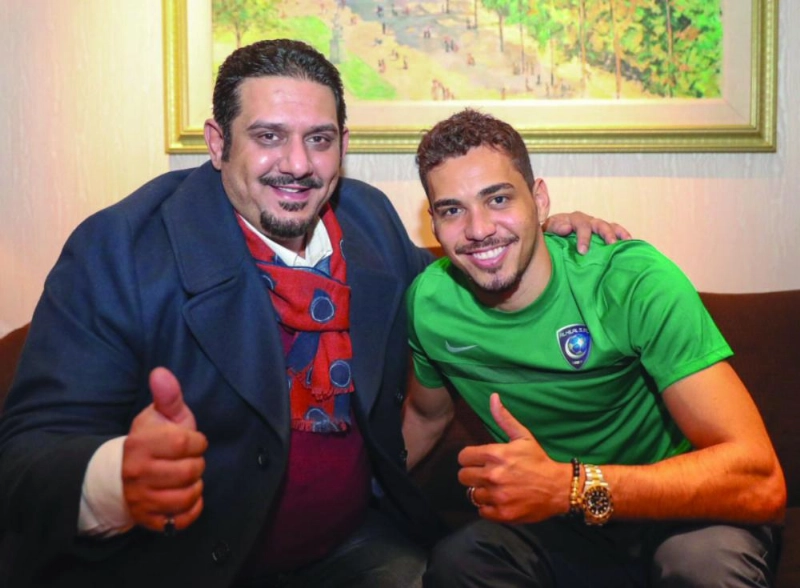 إدواردو بجانب نواف بن سعد أمس (إعلامي الهلال)