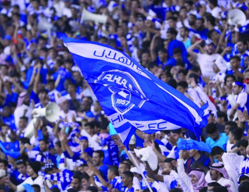 جماهير الهلال ساندت فريقها بكثافة (إعلامي الهلال)
