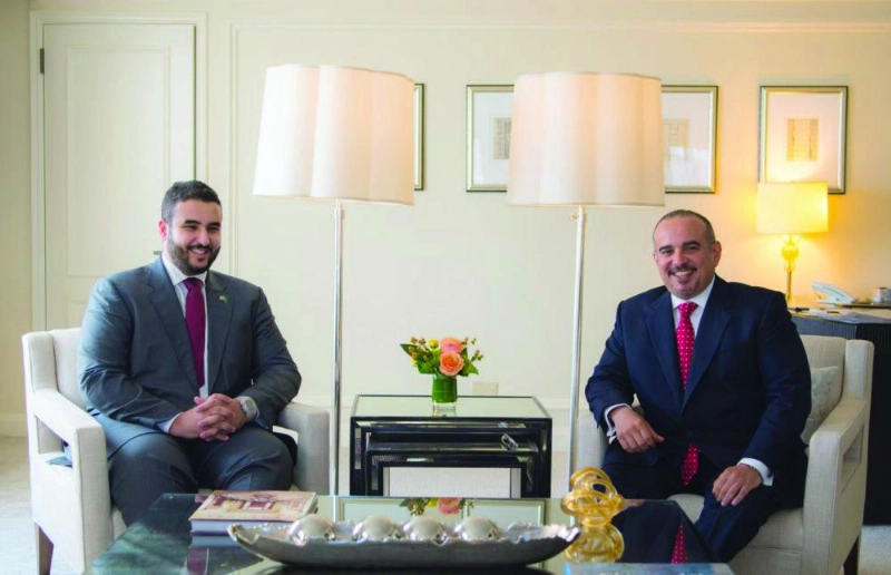 ولي عهد البحرين مستقبلا الأمير خالد بن سلمان (تويتر)