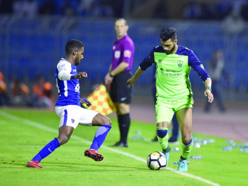 الأهلي والهلال أمس الأول بالرياض (إعلامي الأهلي)