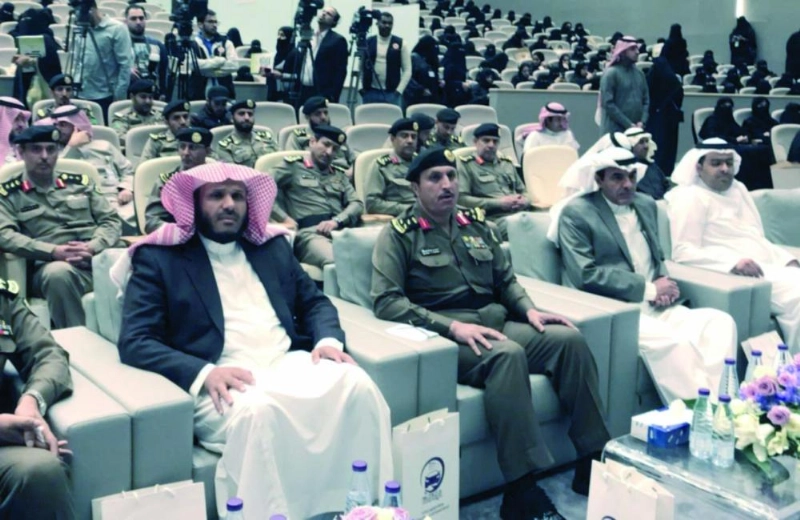 من إطلاق مشروع قيادة آمنة في الرياض أمس (مكة)