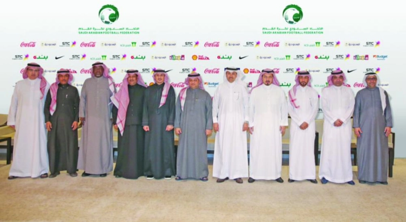 أعضاء الاتحاد السعودي بعد التشكيل الجديد (إعلامي الاتحاد السعودي)