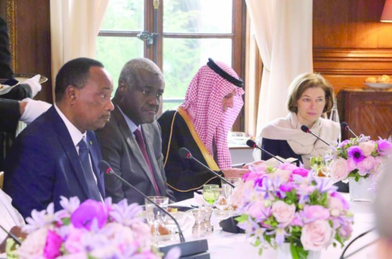 عادل الجبير أثناء الاجتماع بباريس (واس)