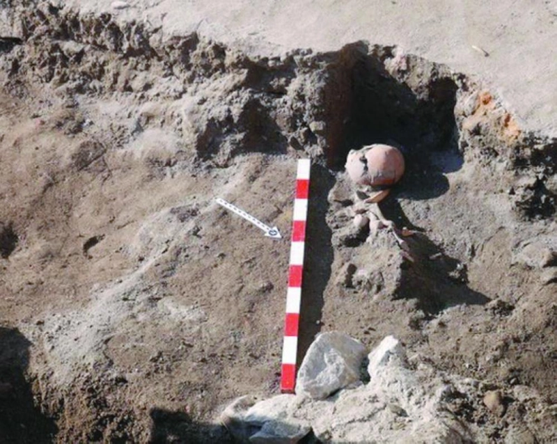 القبر والرفات المكتشف (Archaeology in Bulgaria)