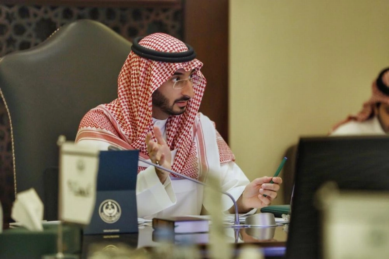 عبدالله بن بندر مترئسا الاجتماع (مكة)