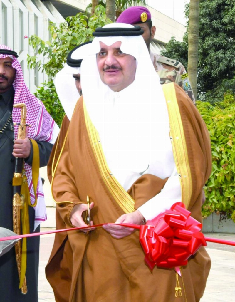 سعود بن نايف مدشنا المشروع