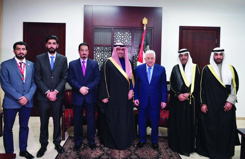 عباس مستقبلا وفدا كويتيا لإعلان القدس عاصمة للشباب الإسلامي (د ب أ)