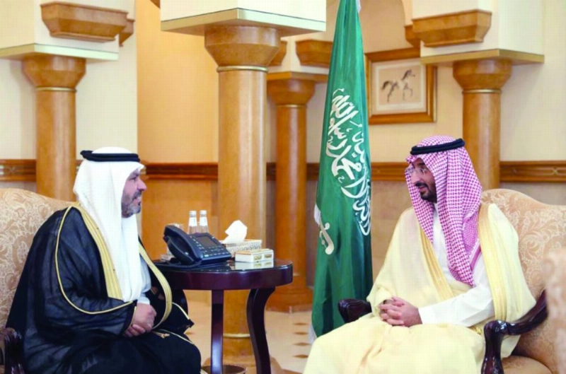 عبدالله بن بندر مستقبلا محمد الأسمري (واس)