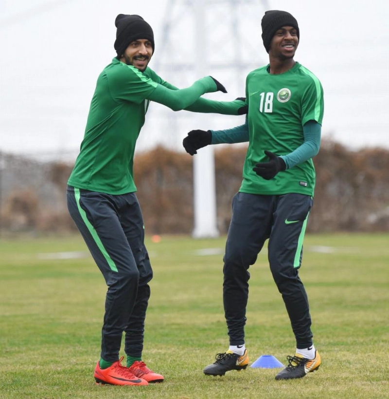 عبدالله الخيبري في تدريب سابق للمنتخب الأولمبي (الاتحاد السعودي)