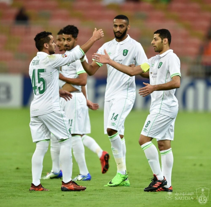 فرحة لاعبي الأهلي بهدف تيسير الجاسم (إعلامي الأهلي)