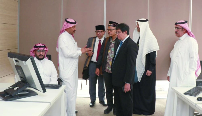 من زيارة الوفد الإندونيسي (واس)