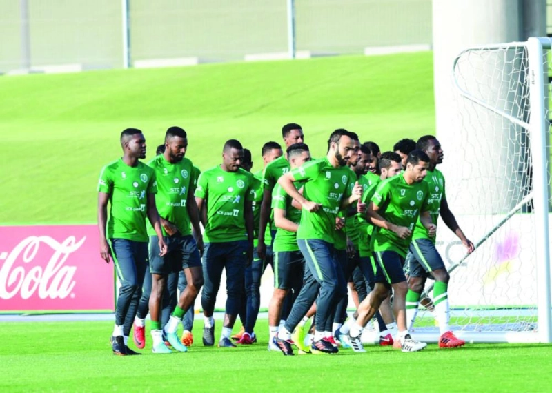 جانب من حصة تدريبية للأحضر بمعسكر جدة (الاتحاد السعودي)