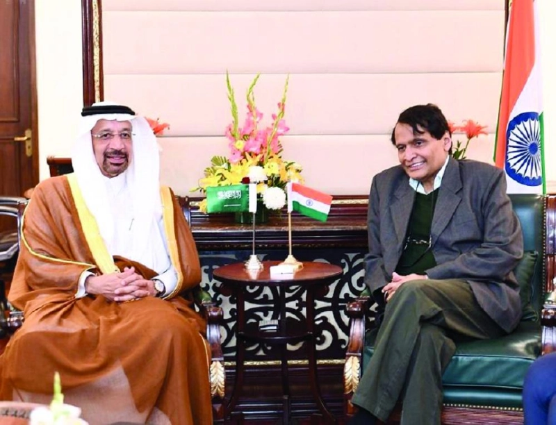 لقاء الفالح مع وزير التجارة والصناعة الهندي (واس)