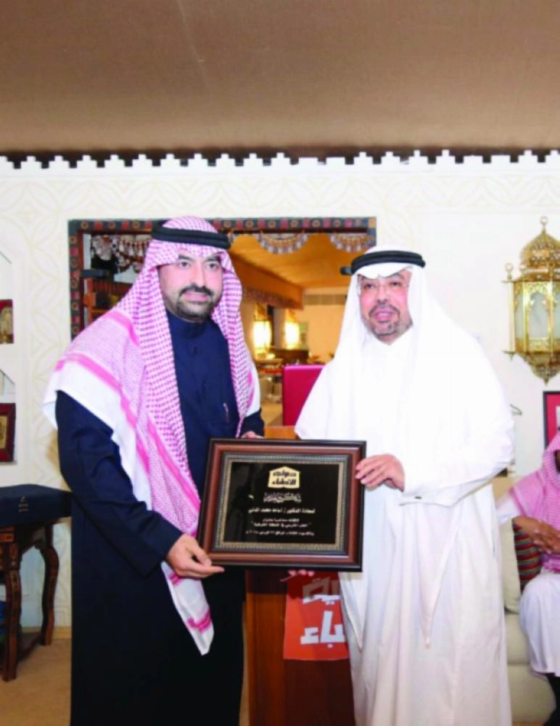 من تكريم الديوانية لأسامة المدني (مكة)
