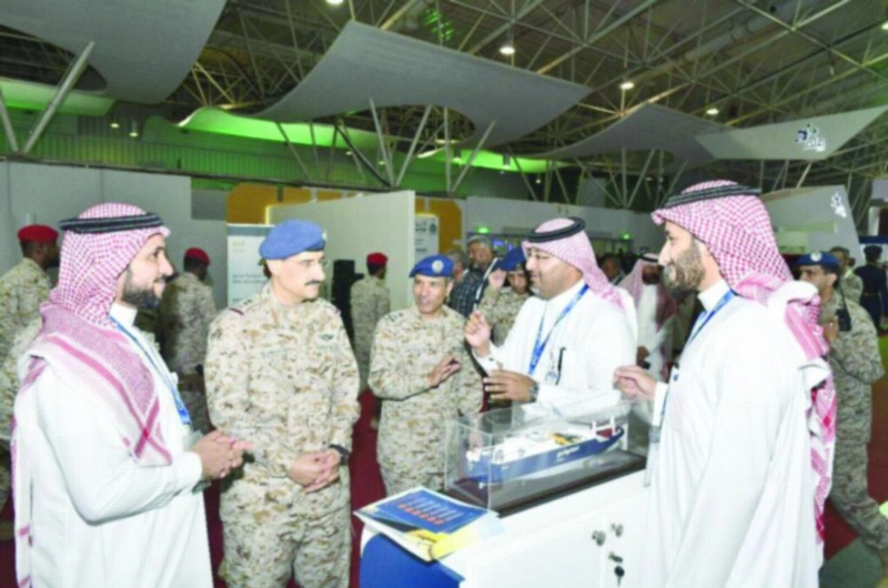 من مشاركة البحري للخدمات اللوجستية بالمعرض (واس)