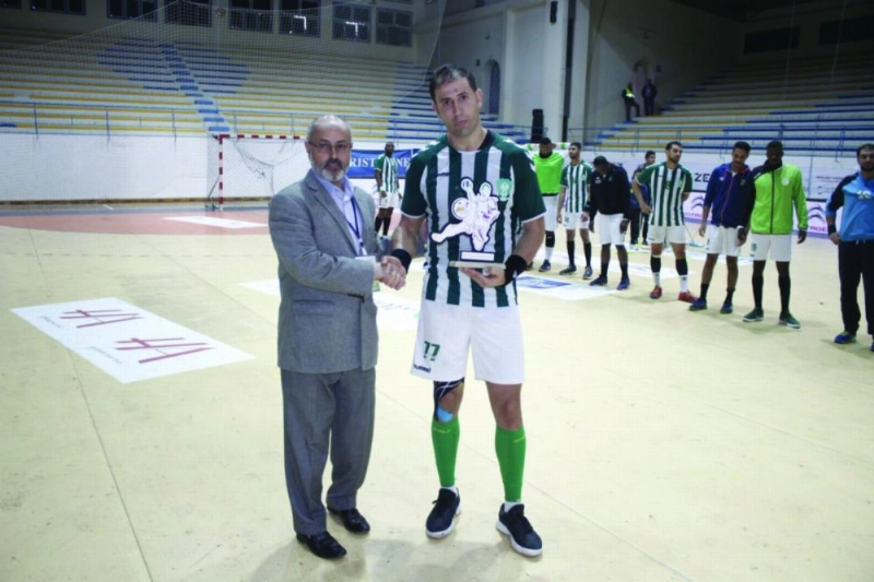 لاعب الأهلي حسام البدوي حصل على جائزة أفضل لاعب في المباراة (إعلامي الأهلي)