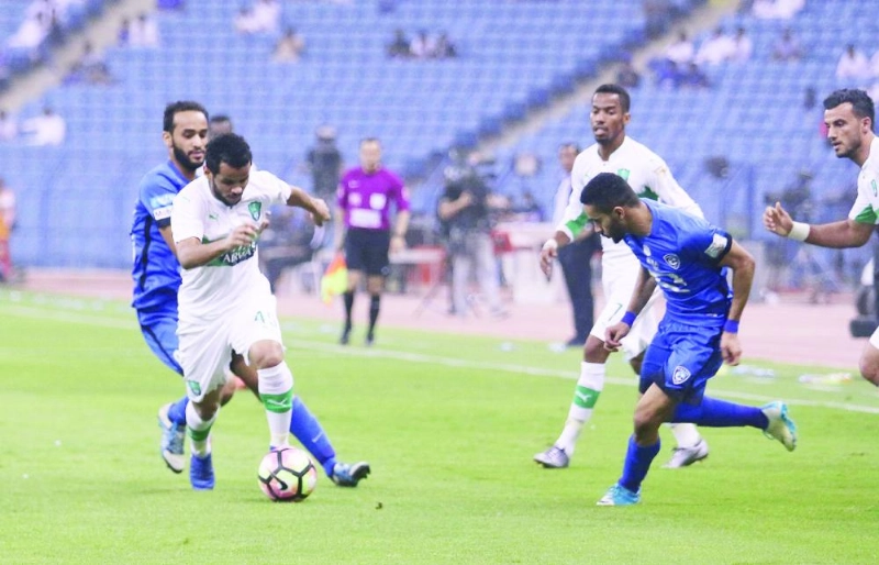 مواجهة سابقة بين الهلال والأهلي (ياسر بخش)
