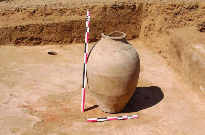 من الكنوز الأثرية في مركز العبلاء (واس)