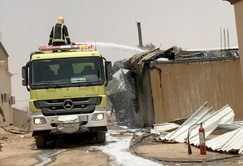فرقة الدفاع المدني تسيطر على الحريق (مكة)