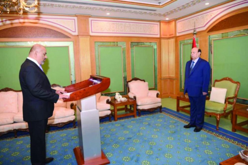 عبدربه منصور هادي أثناء تأدية اليماني اليمين الدستورية (واس)