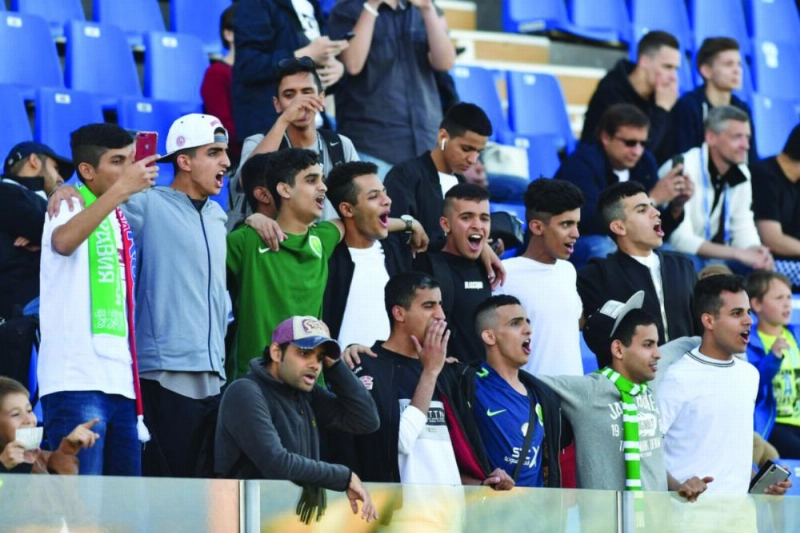 طلاب في روسيا سجلوا حضورهم في المدرجات (الاتحاد السعودي)