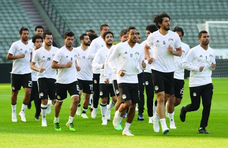 تدريب المنتخب المصري أمس (د ب أ)