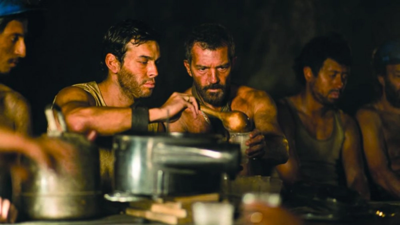 los-33-mario-casas-antonio-banderas