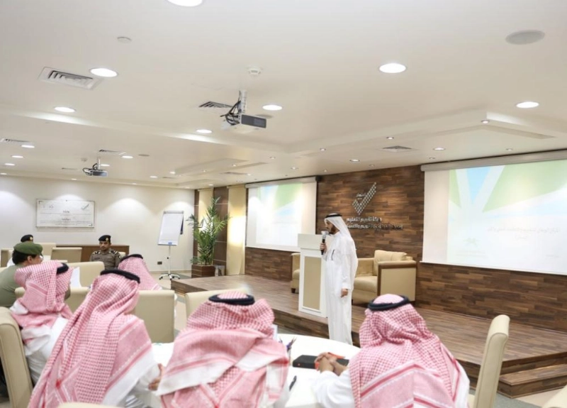 من افتتاح ورشة العمل (مكة)