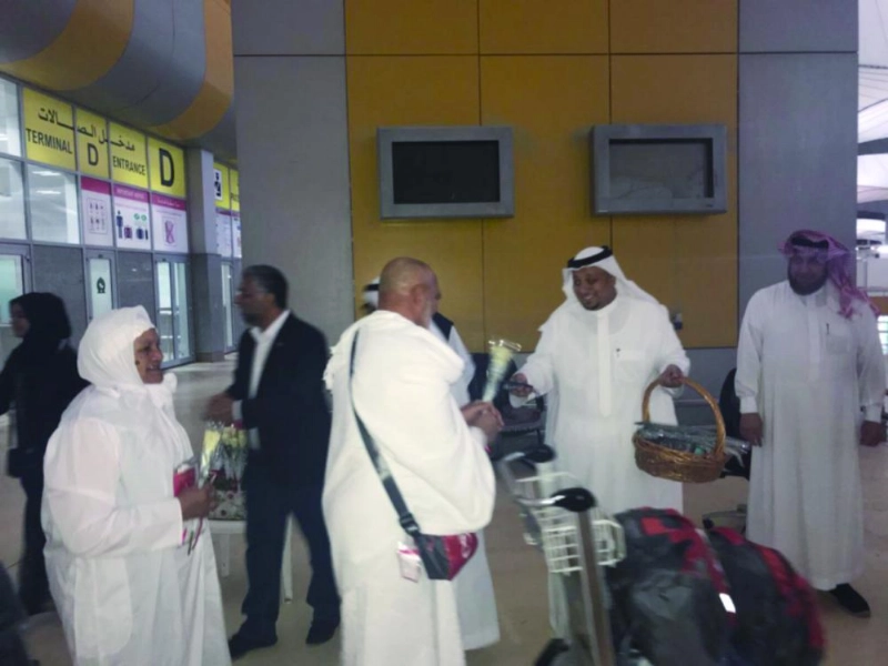 جانب من استقبال حجاج أفريقيا غير العربية (مكة)