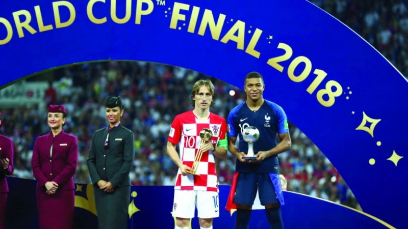 مبابي ومودريتش أفضل شاب ولاعب بالمونديال (فيفا)