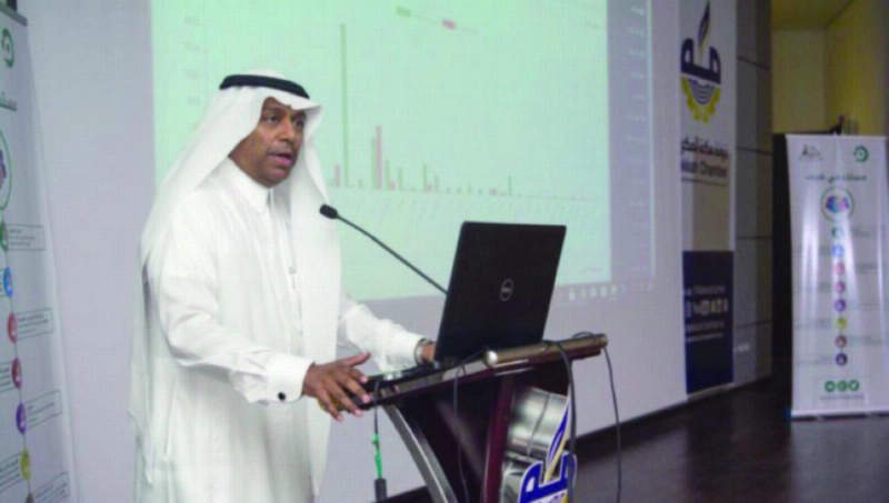 عبدالفتاح مشاط خلال تدشينه منصة ضيف (مكة)