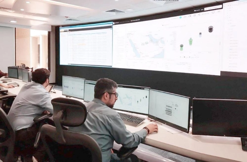 مهندسون سعوديون يديرون المركز (واس)