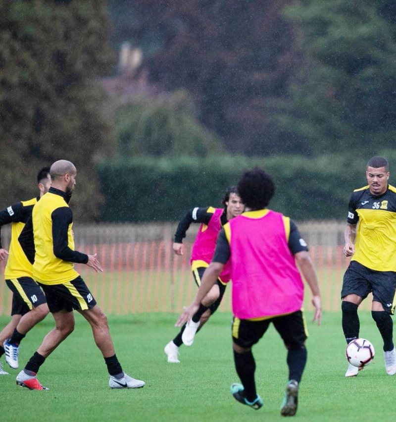 حصة الاتحاد التدريبية أمس في لندن (إعلامي الاتحاد)