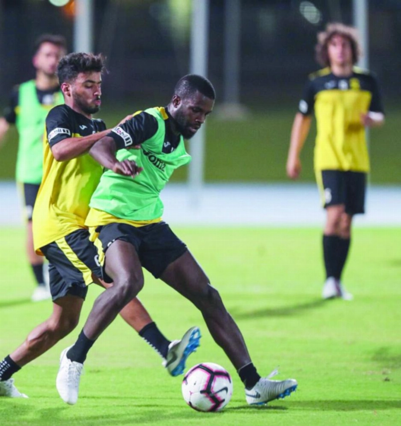 من تدريبات نادي الاتحاد استعدادا لمباراة الوصل غدا