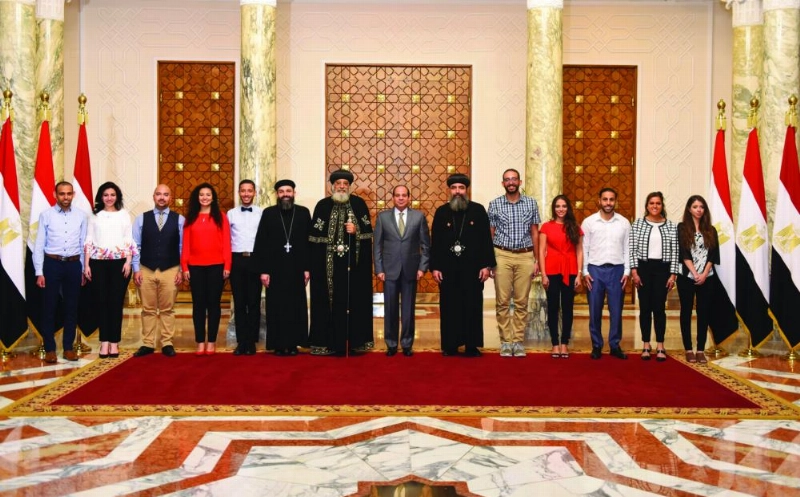 السيسي مستقبلا البابا تواضروس (د ب أ)