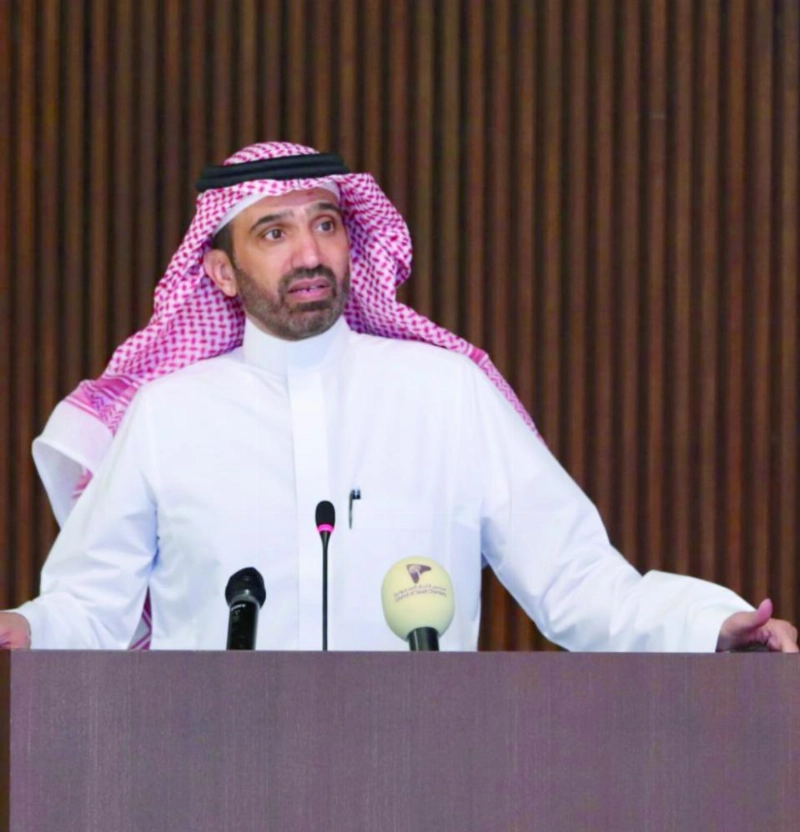 أحمد الراجحي متحدثا