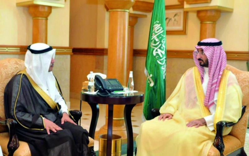 عبدالله بن بندر لدى استقباله حسام زمان (واس)