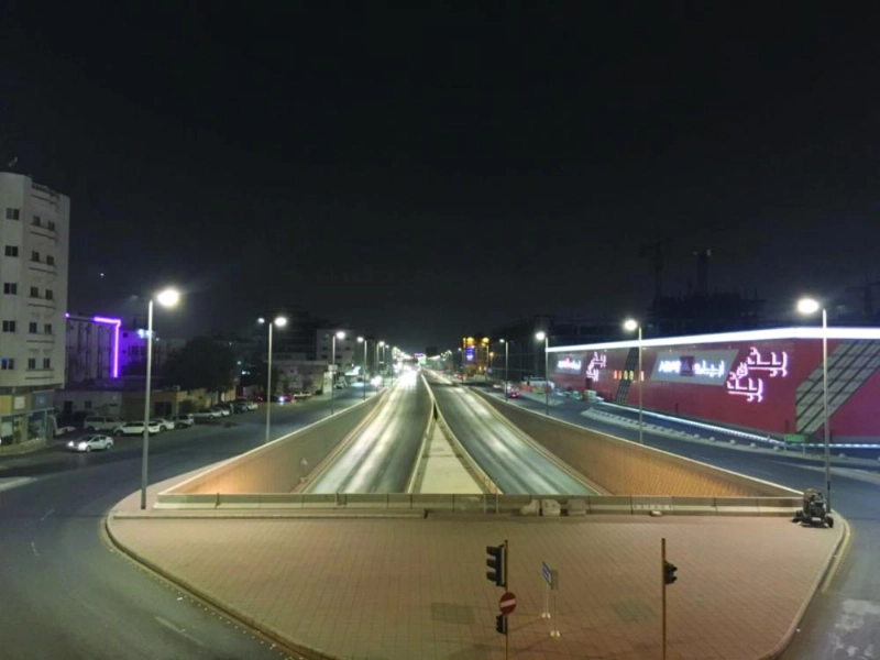 من شبكة الإنارة