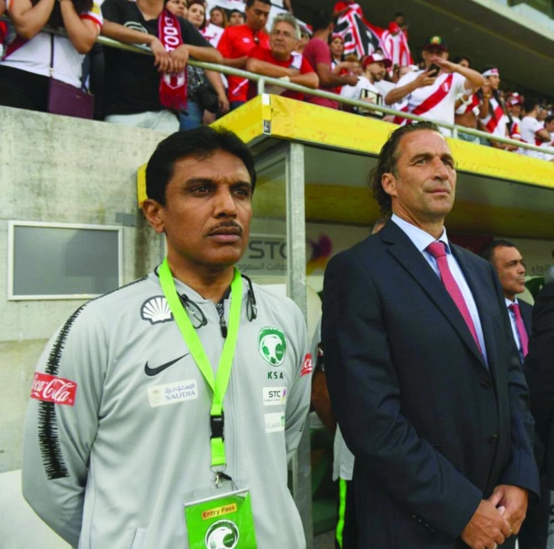 خوان بيتزي وعمر باخشوين (الاتحاد السعودي)