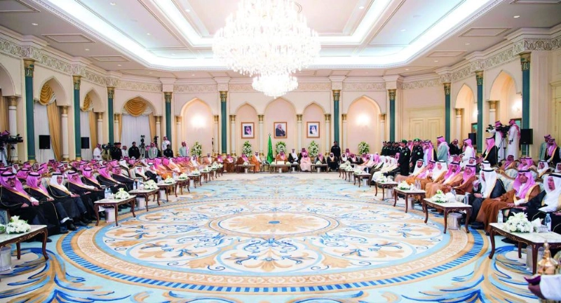 من مراسم تشريف الملك سلمان لاحتفال أهالي المدينة وتدشينه مشروعات تنموية في المنطقة (واس)