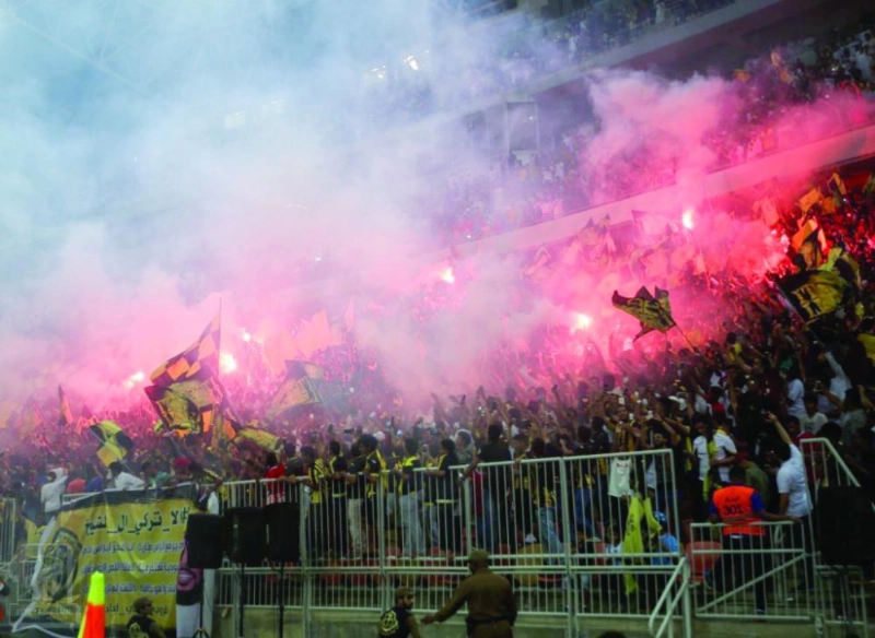 جماهير الاتحاد في المباراة الأخيرة (تويتر)